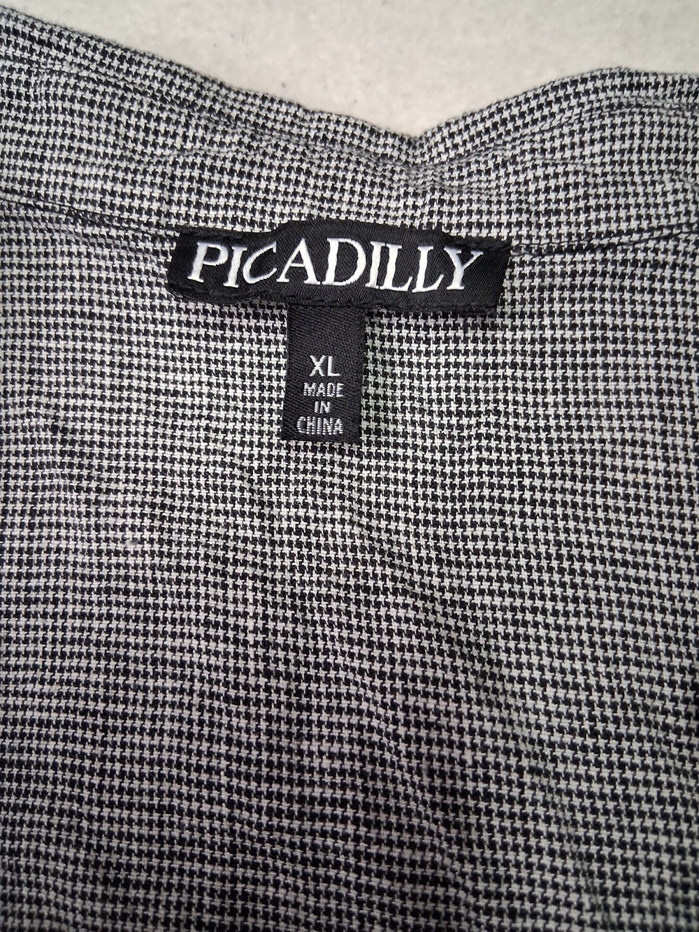 Picadilly Fashion Gray and White Sheer Open Front Cardigan - Picture 5 of 7